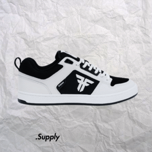 FALLEN REVOLVER	WHITE/BLACK BILLY MARKS